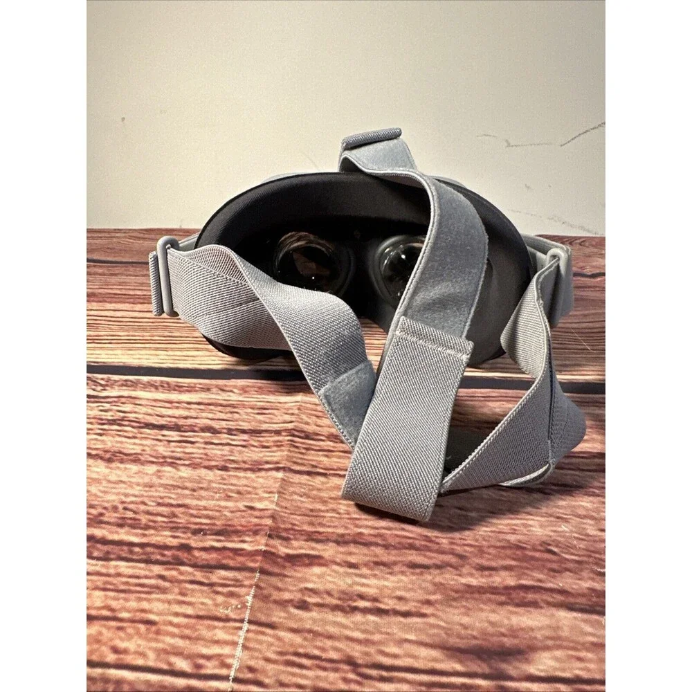 Oculus Go 64GB Standalone Virtual Reality Headset - WORKING - MH-A64